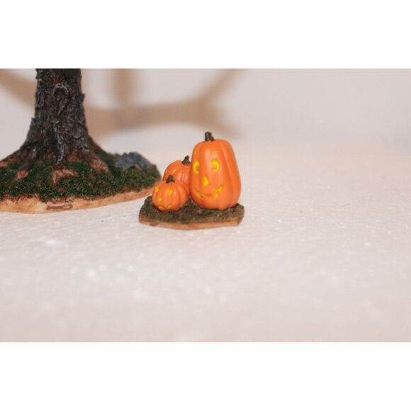 Lemax Spooky Town - Tree with Pumpkins, set of 4 - Picture 4 of 5